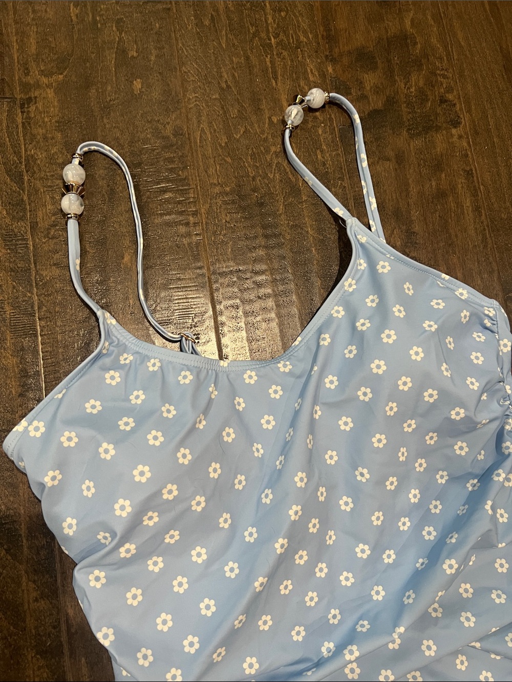 Betsy Johnson Women’s One Piece Swimsuit & Sarong - Picture 3 of 8